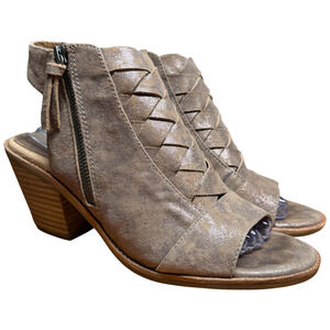 SOFFT McKenna Women's 9M Peep Toe Heeled Sandals Smoked Suede Metallic Shoes